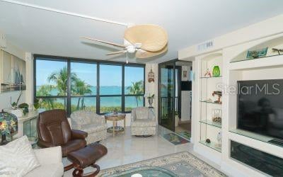 11 SUNSET DR #101