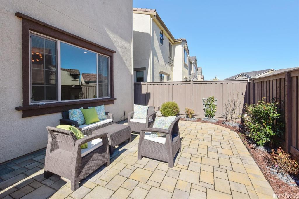 351 Crestview Cir Daly City, CA 94014