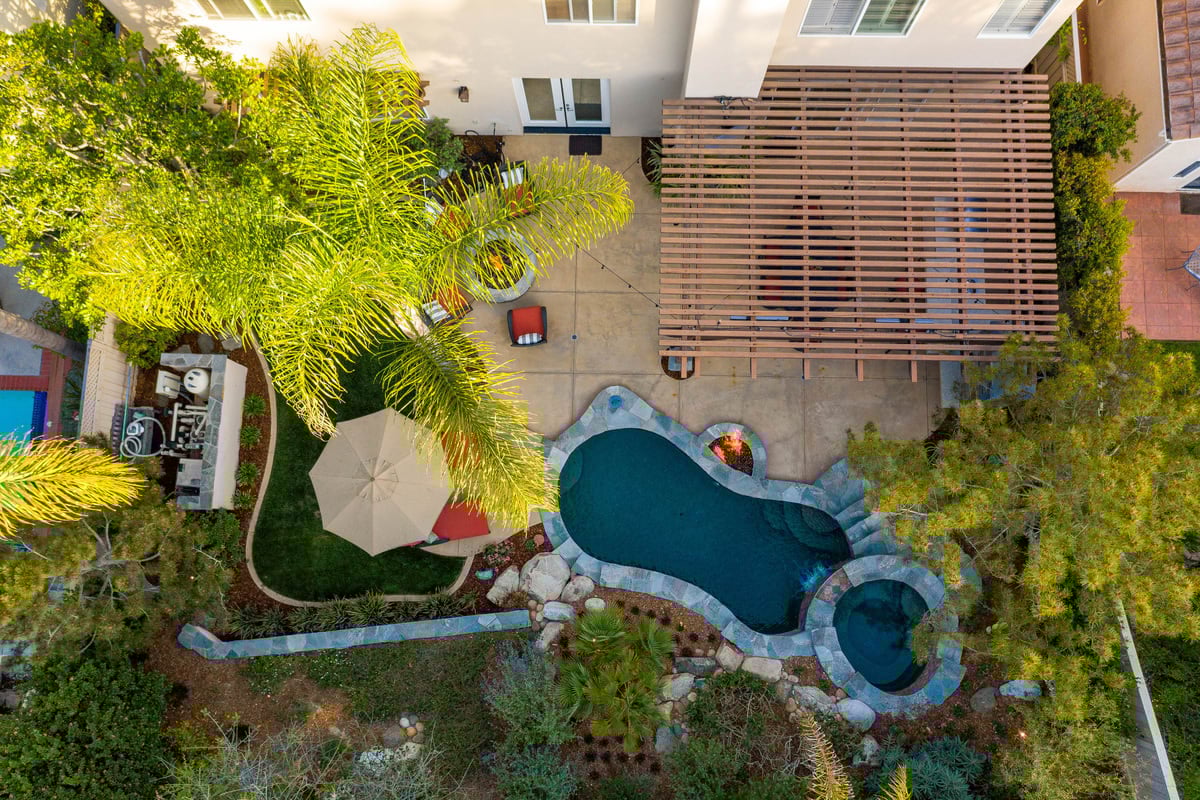 5260 Beachcomber Ct.