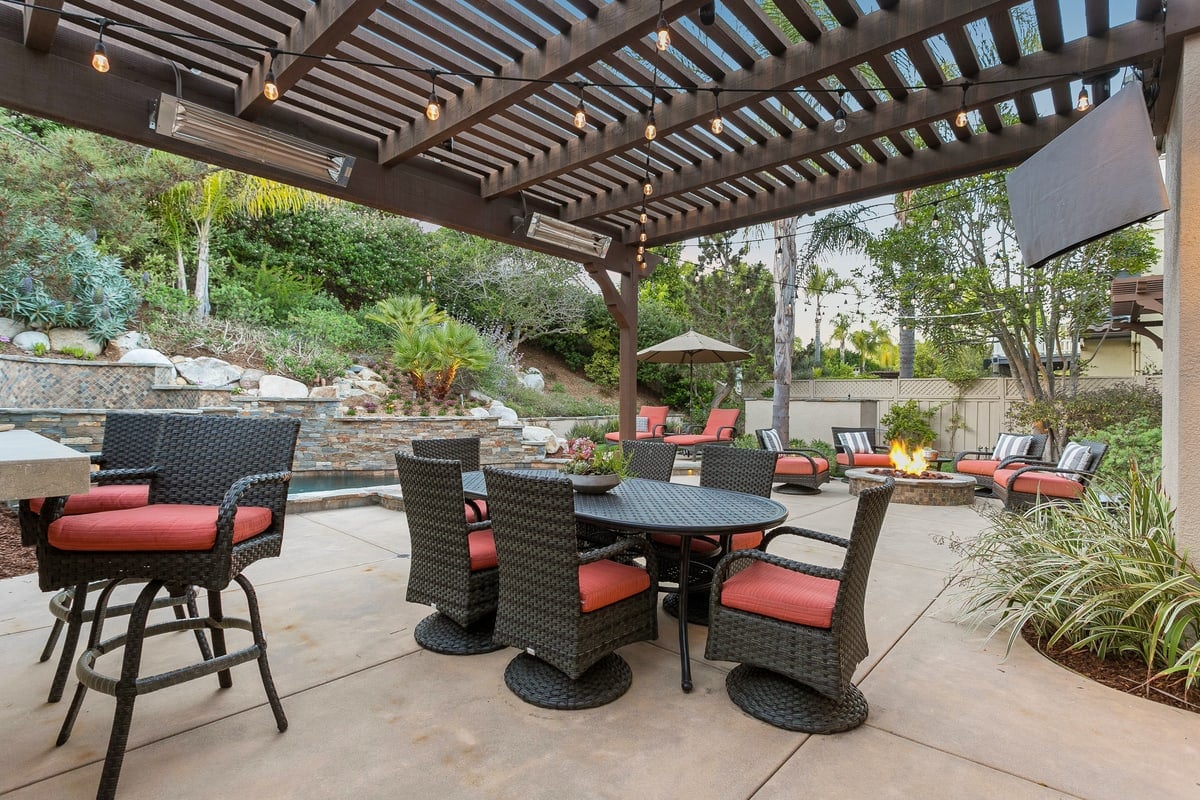 5260 Beachcomber Ct.