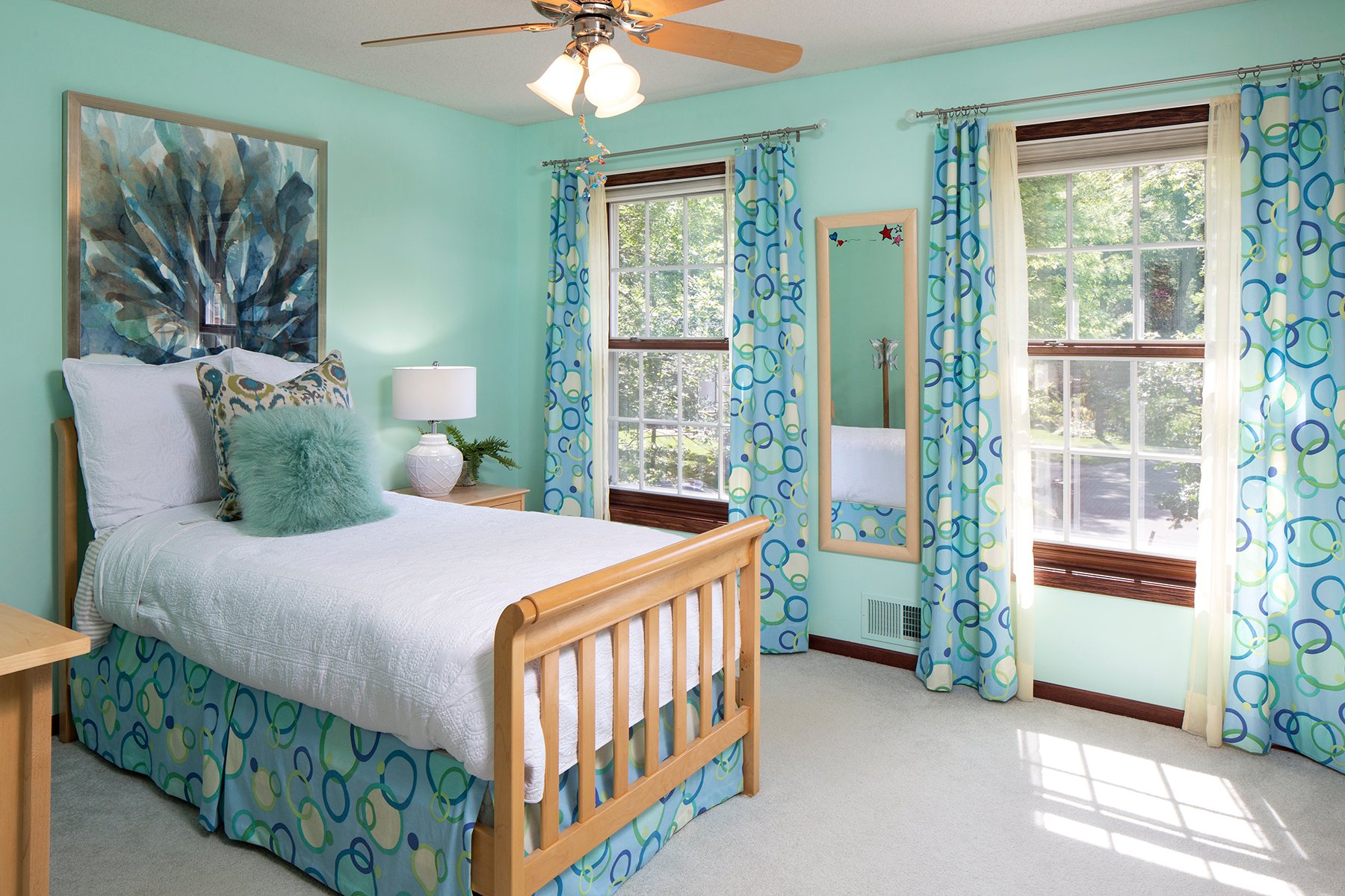 6040 Maple Leaf Circle | Shorewood