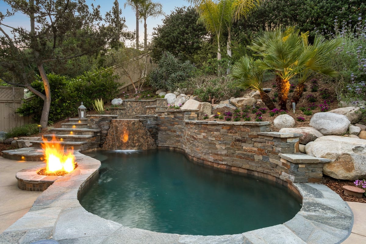 5260 Beachcomber Ct.