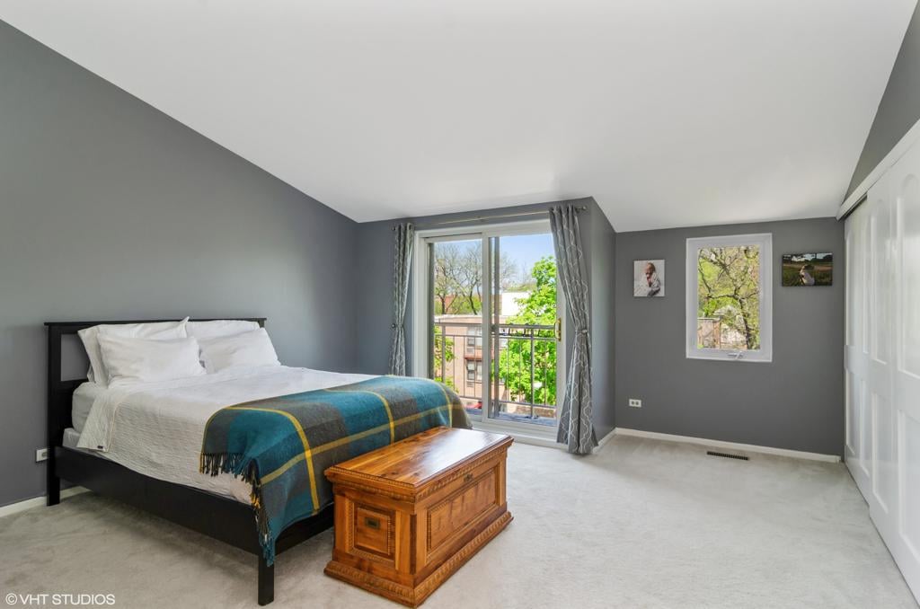 1646 N Mohawk St, #B