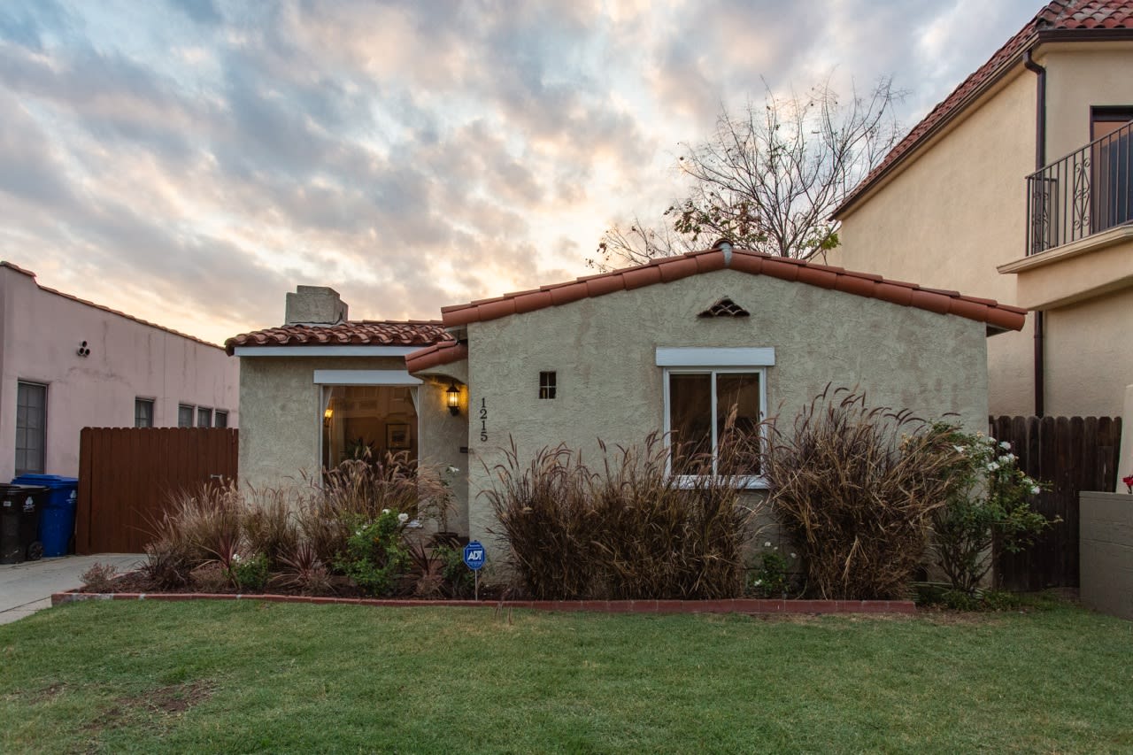 1215 S Cloverdale Ave