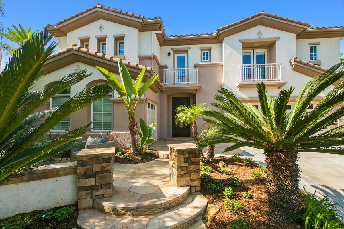 5255 Raven Hill Point