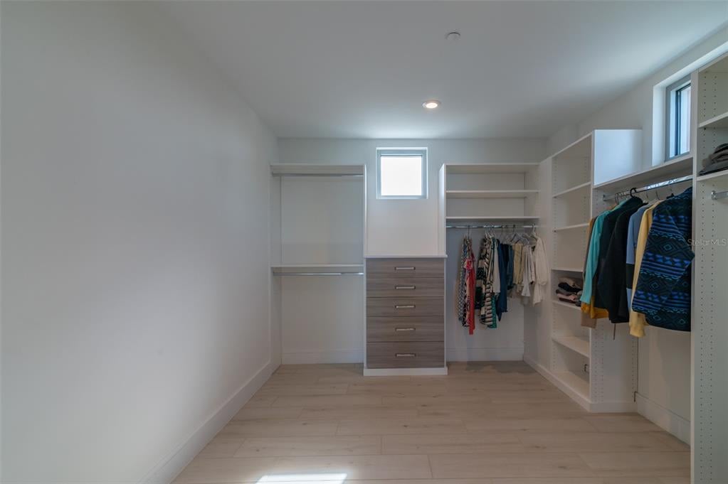 4750 Ocean Blvd, #202