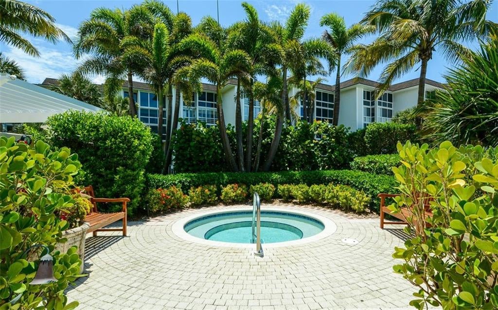 2050 Benjamin Franklin Drive Unit: B903