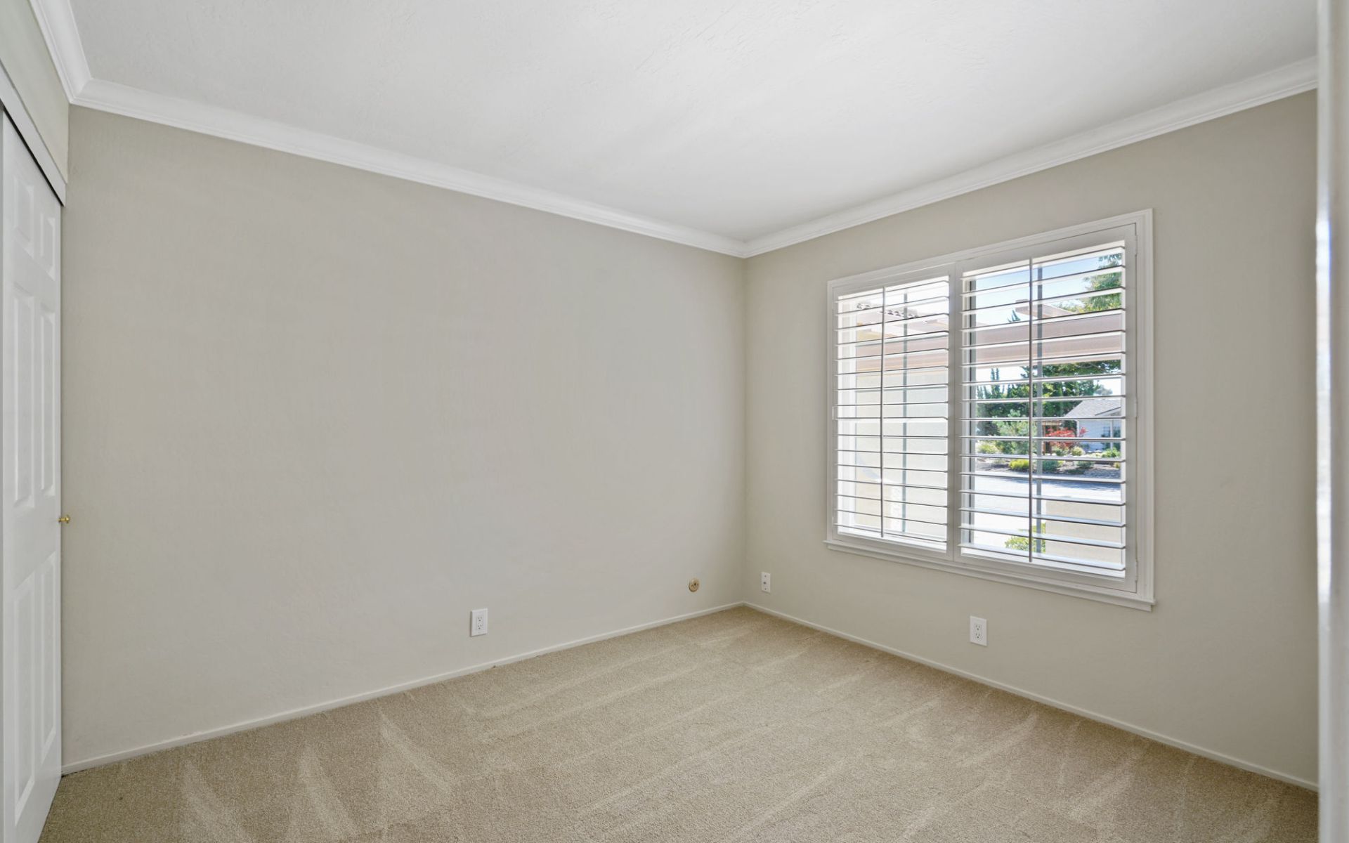 791 Ajax Dr