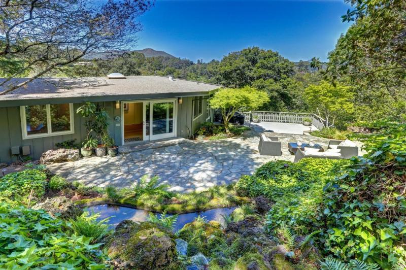 301 Rydal