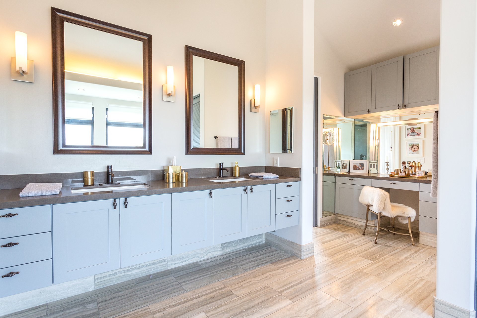 2943 Club Dr, Cheviot Hills