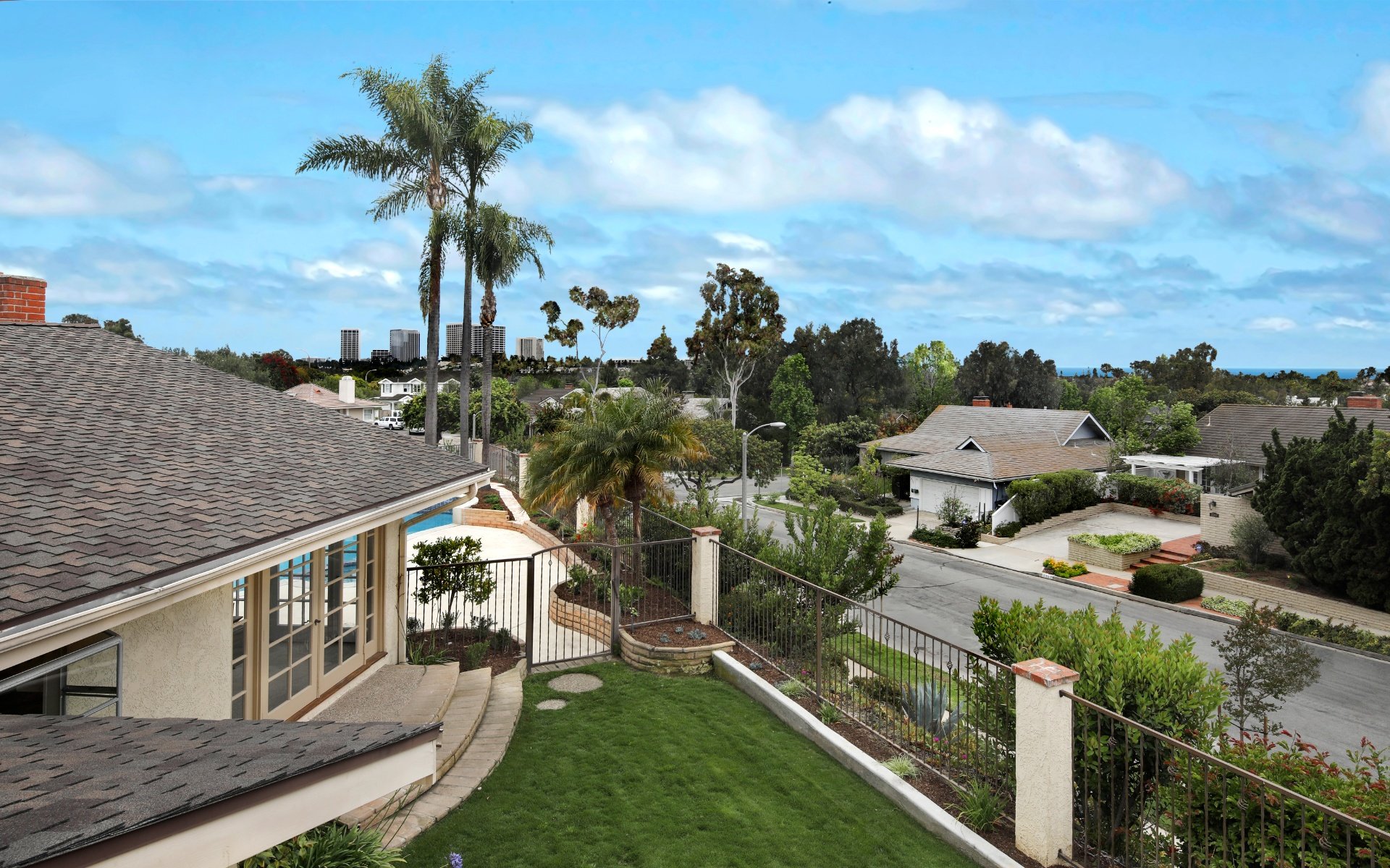 2201 Alta Vista Dr