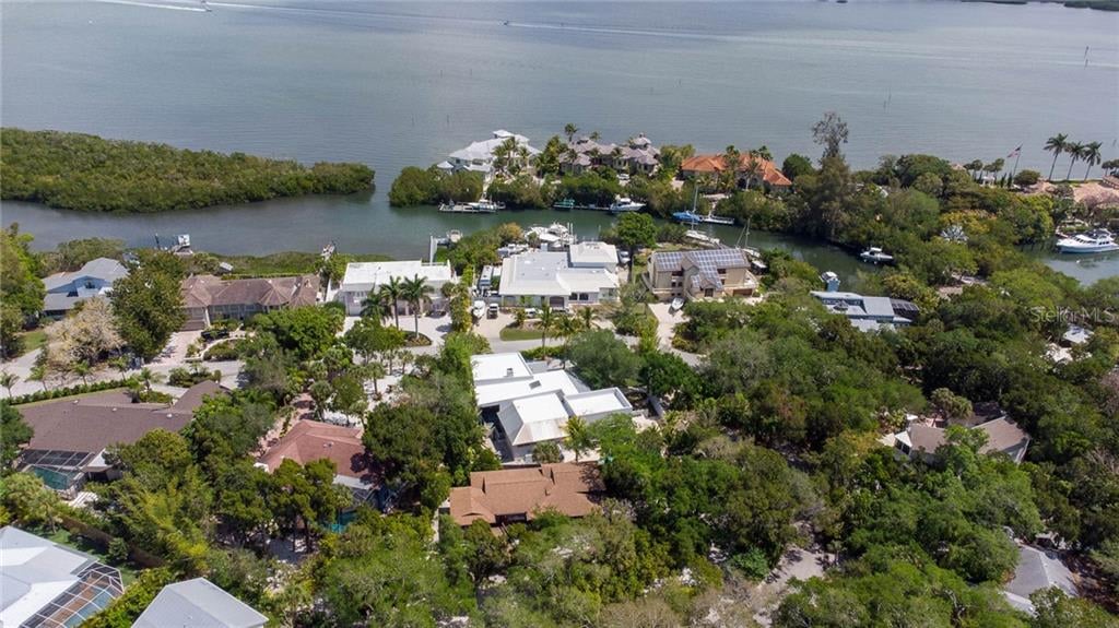 1311 Roberts Bay Ln
