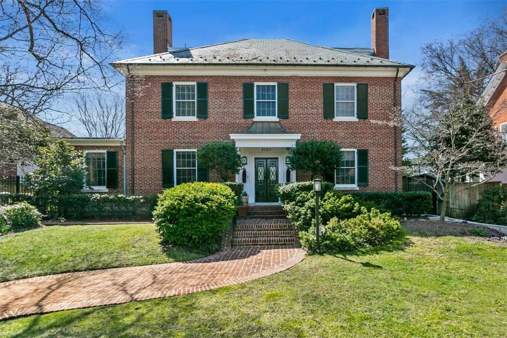  3120 Woodley Rd NW
