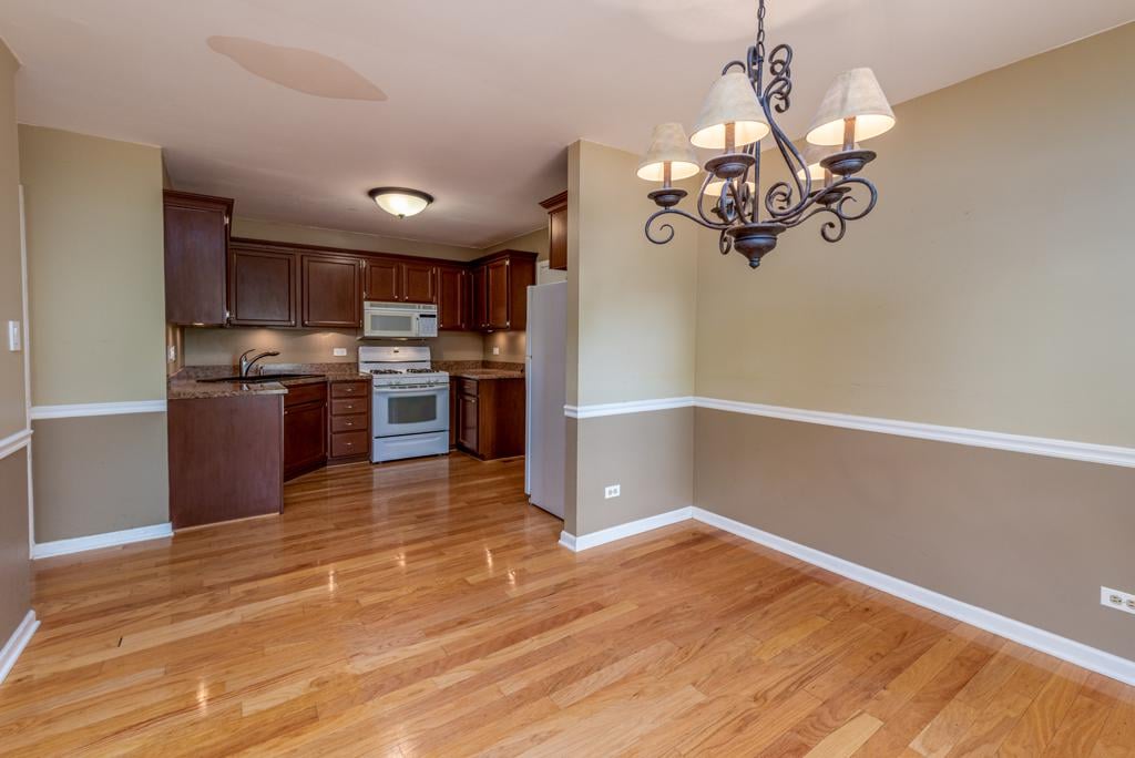 2632 College Hill Cir