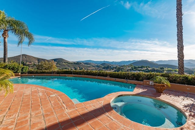 4714 Sunnyhill