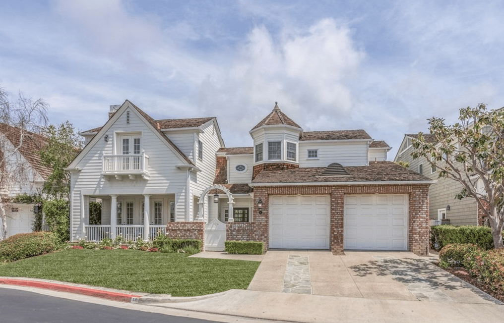 16 Cape Danbury