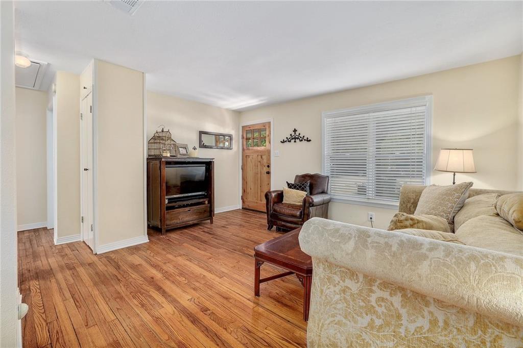 3503 Vineland DR