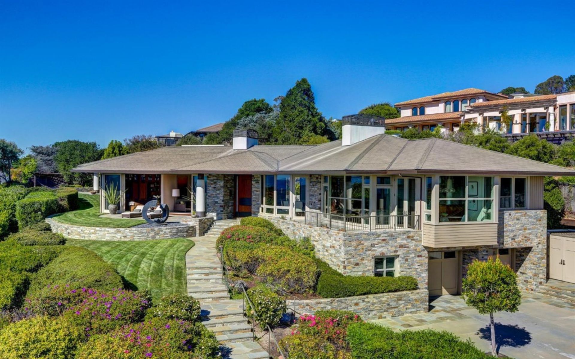 465 Ridge Road