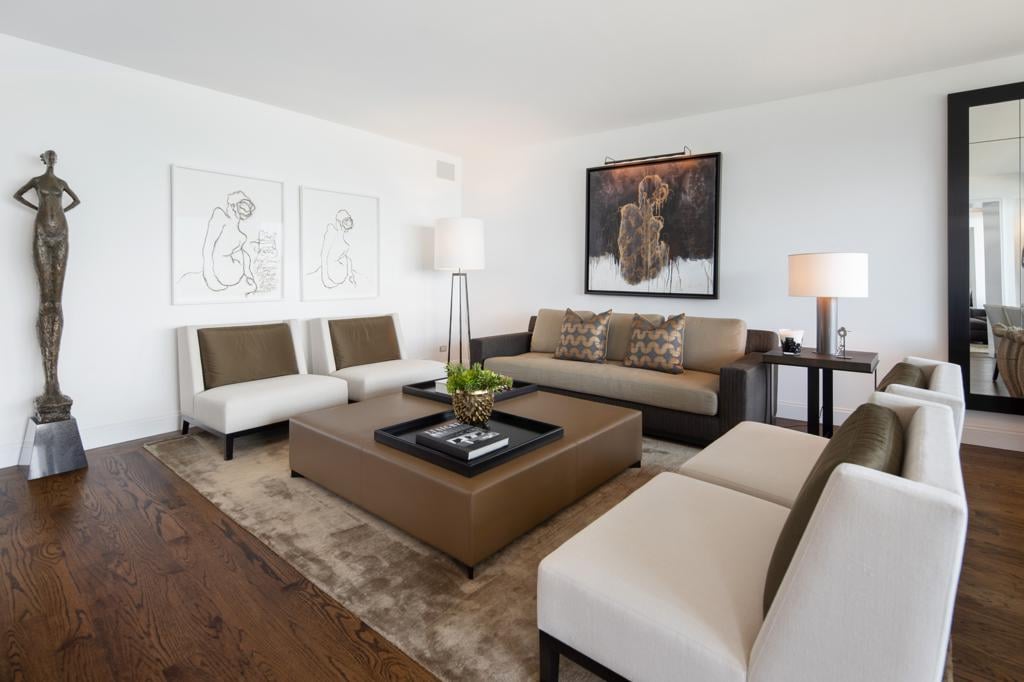 Premiere Gold Coast Condo: 1040 N. Lake Shore #18B