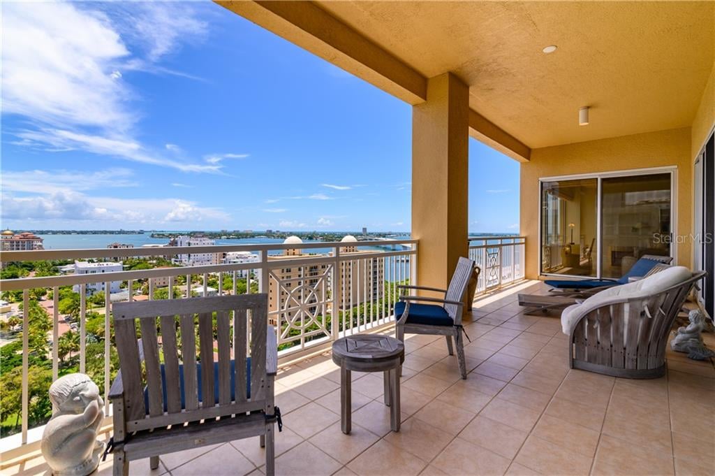 The Tower Residences, #1502