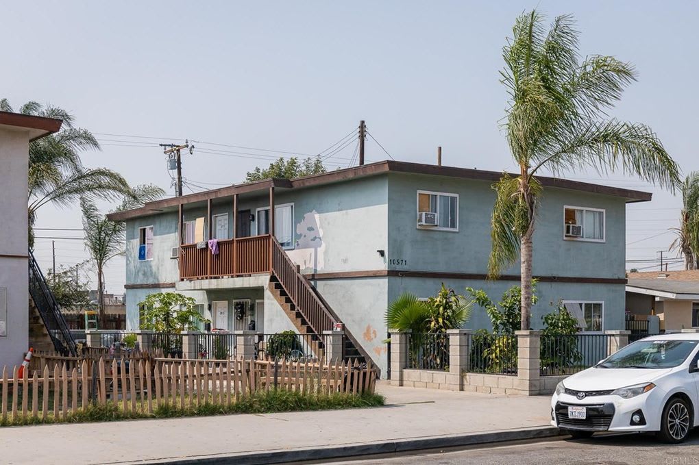 Multi family 4 units