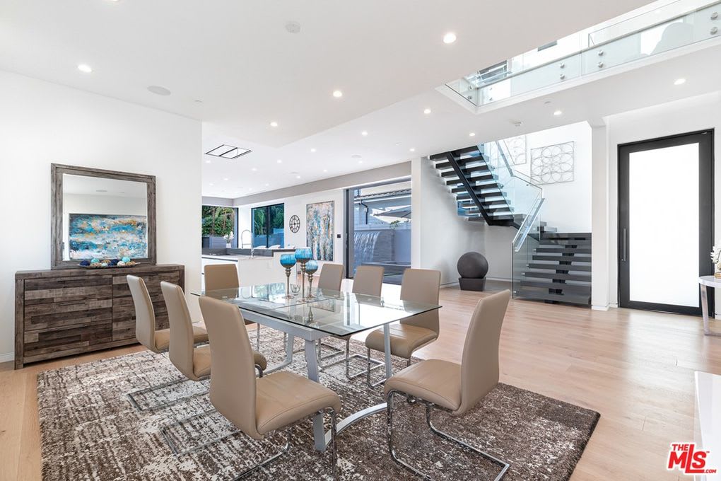 Pristine Retreat