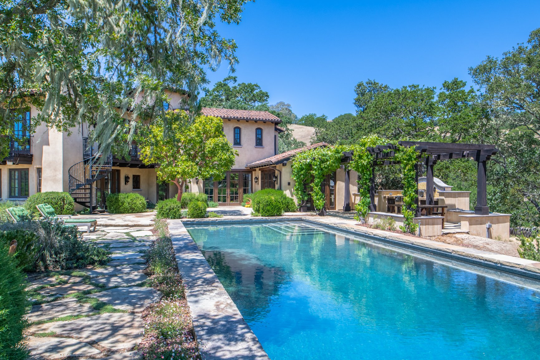 15 Black Mountain Trl, Carmel - Casa Monte Negra