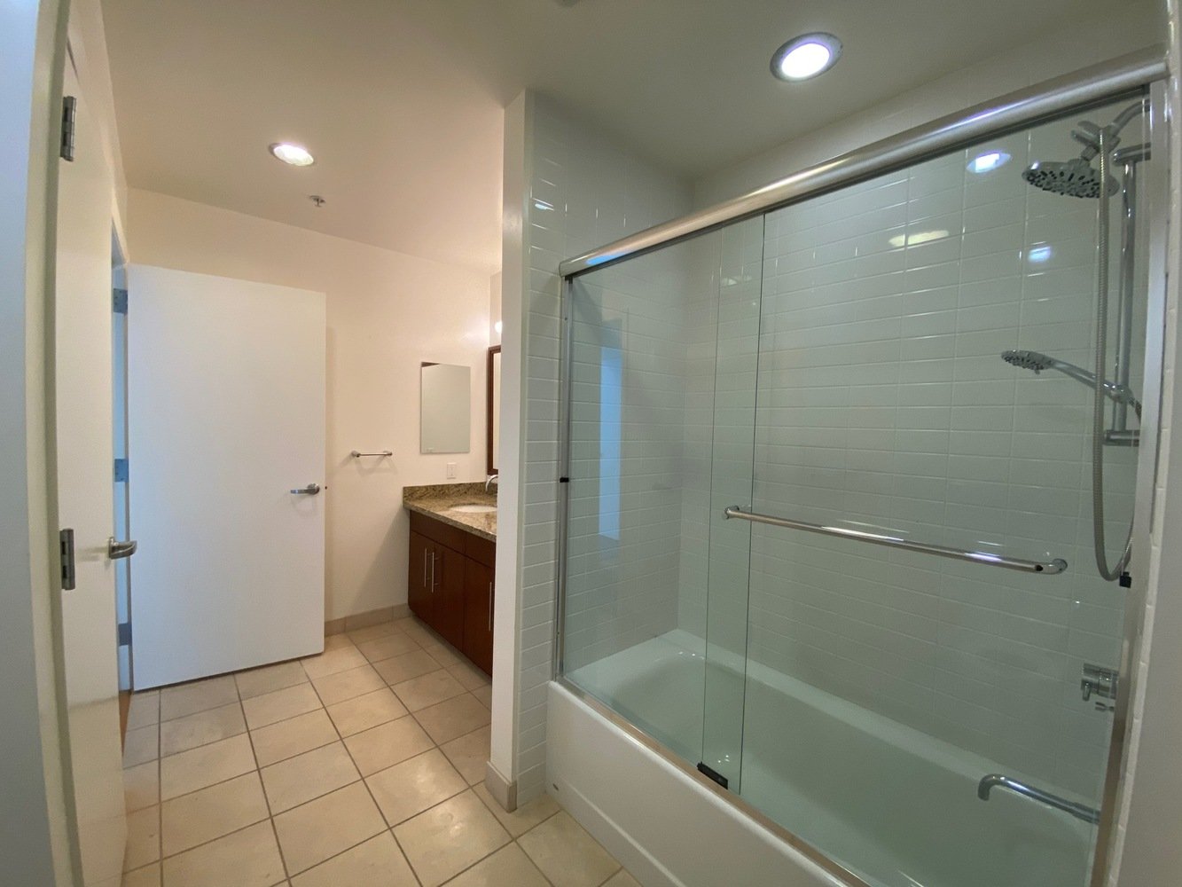 325 Berry St, #616