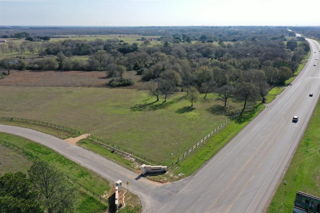 3440 Eli Rd Bellville, Tx 77418