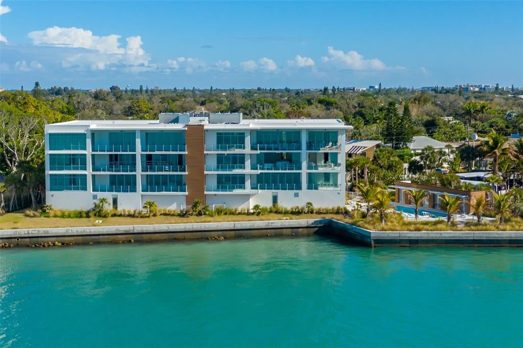 4750 Ocean Blvd, #202