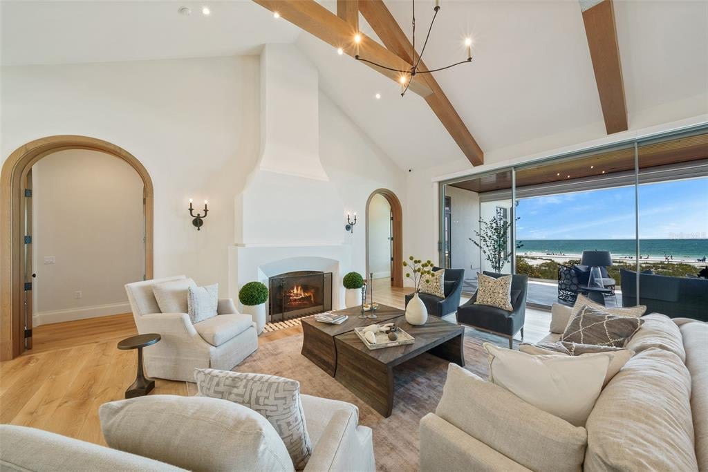 100 Beach Ave, Anna Maria