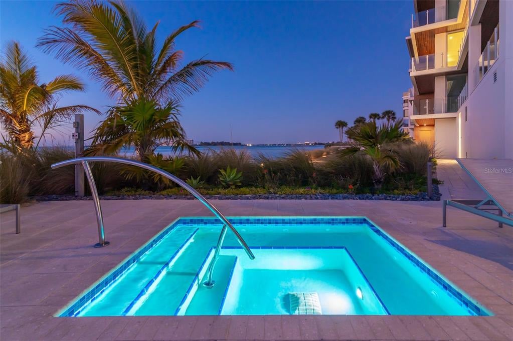 4750 Ocean Blvd, #202