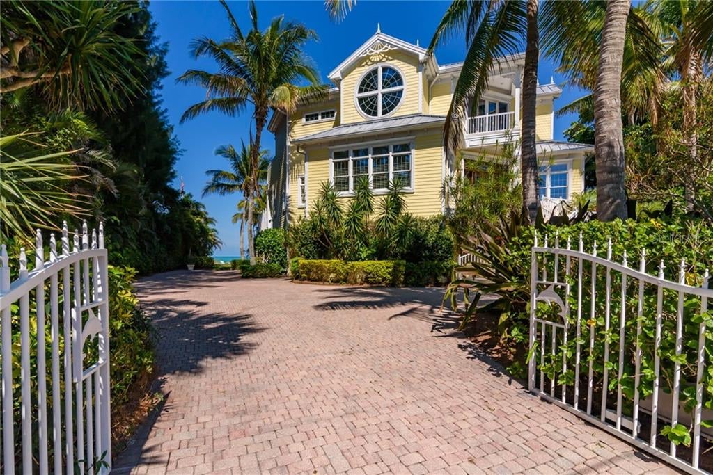 Estate on Lido Shores