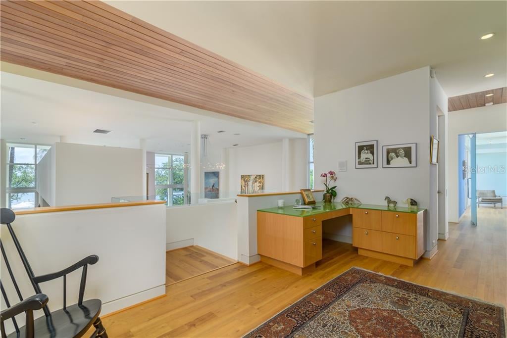 Iconic Contemporary Home in Lido Shores
