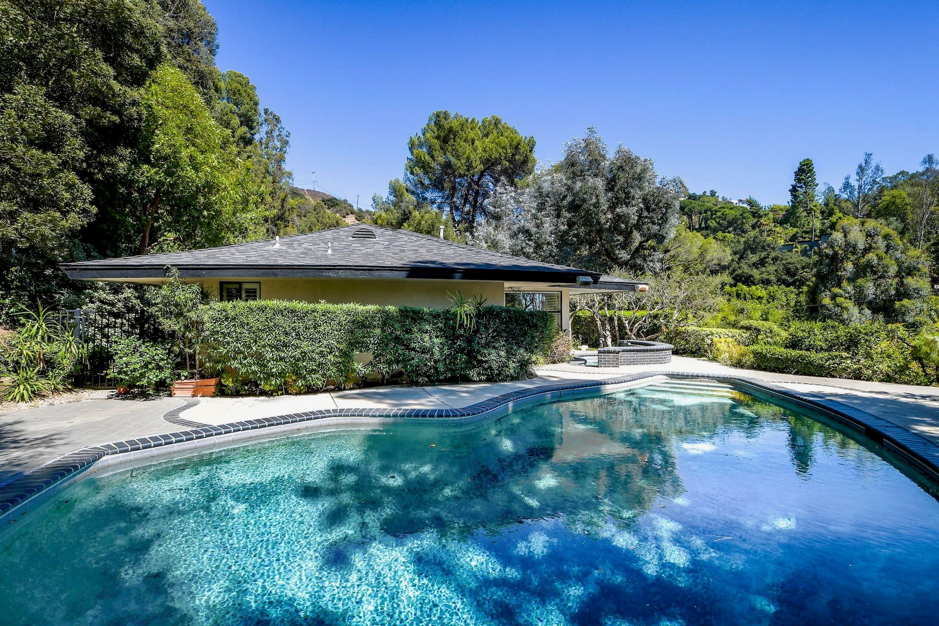 9545 Hidden Valley Rd, Hidden Valley Colony