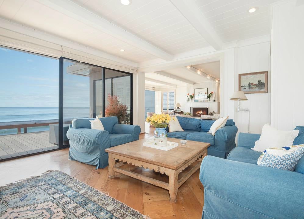 La Costa Beach Lease