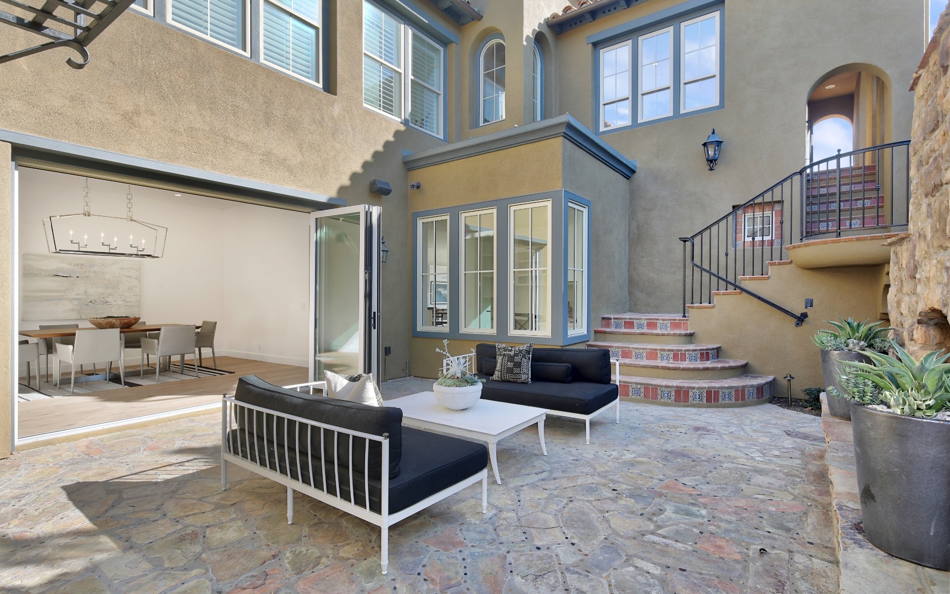 22 Castellina Dr
