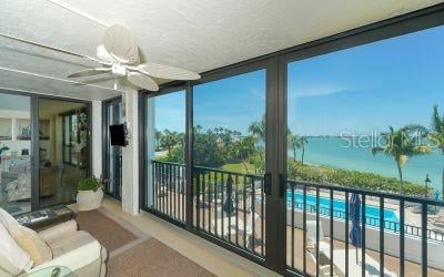 11 SUNSET DR #101
