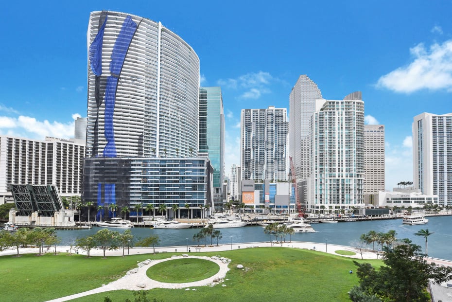 475 Brickell Ave #612