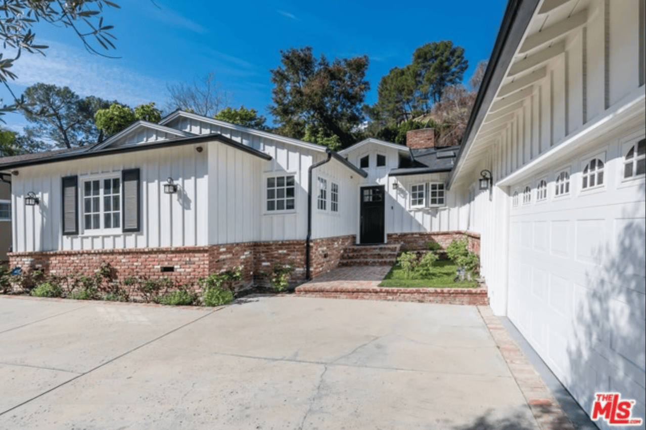 Enchanting Sherman Oaks Lease