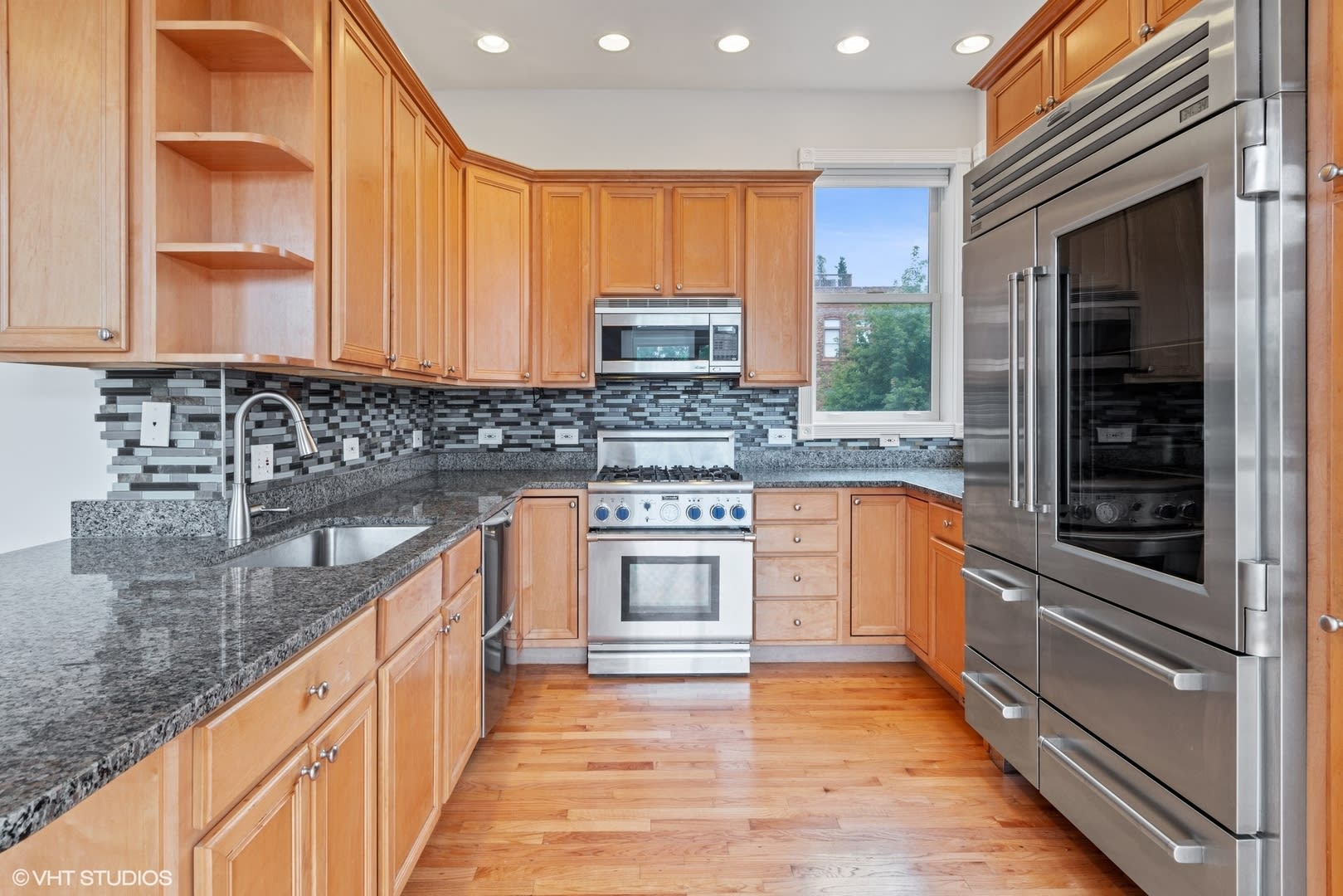 1751 W Terra Cotta