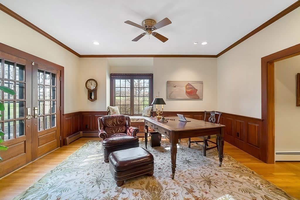 853 Strawberry Hill Road