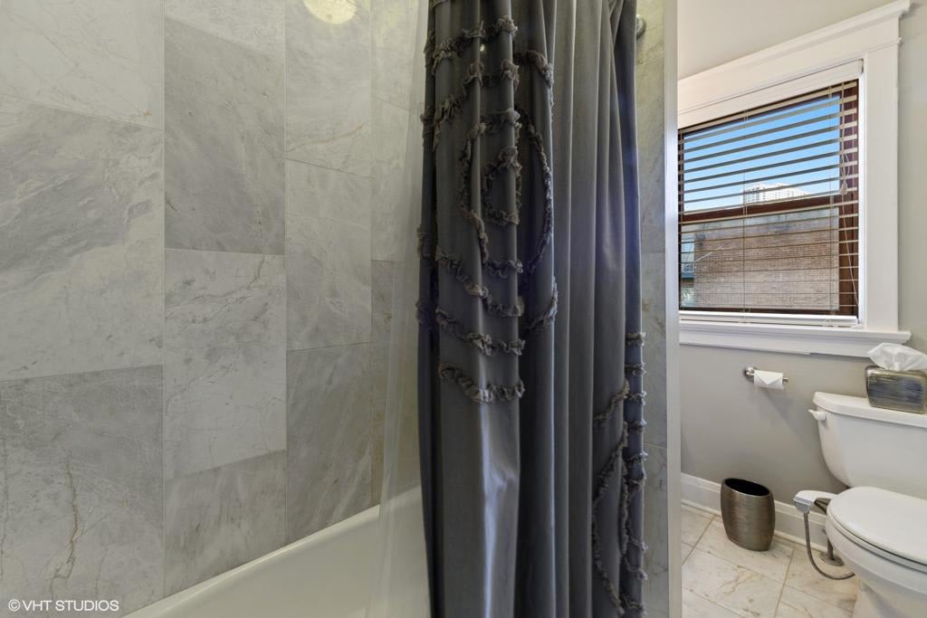 518 W Wrightwood #2W