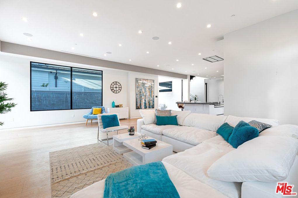 Pristine Retreat