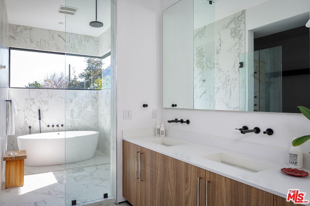 Oasis Grove