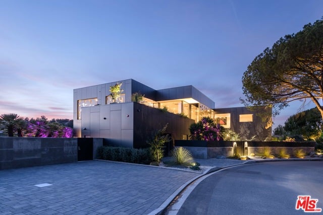 Oasis House