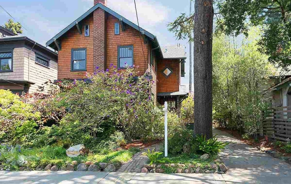 6444 Colby St.
