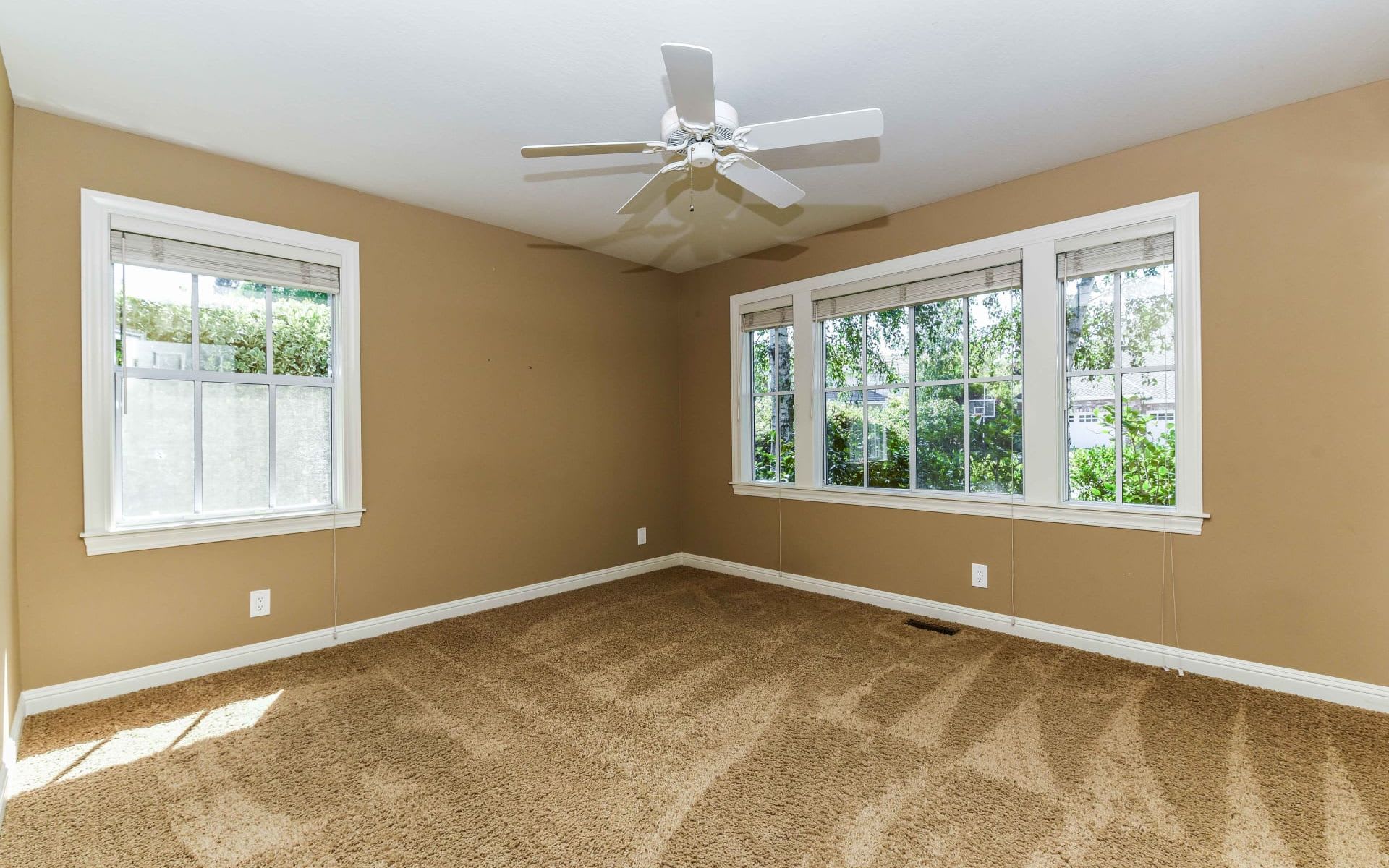 117 Warwick Ct