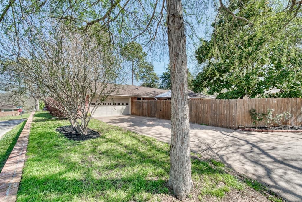 700 Pecan St Brenham, Tx 77833