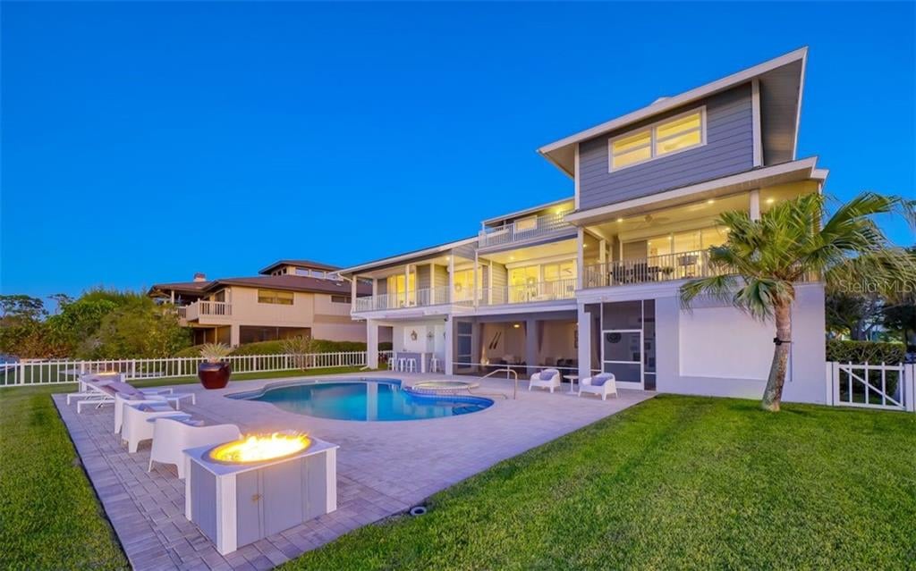 321 Ringling Point Dr.